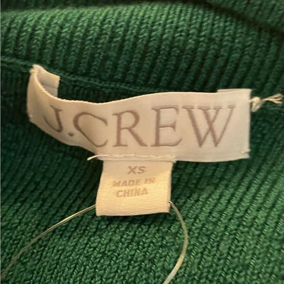 Elegant Green Dress - Picture 3 of 3